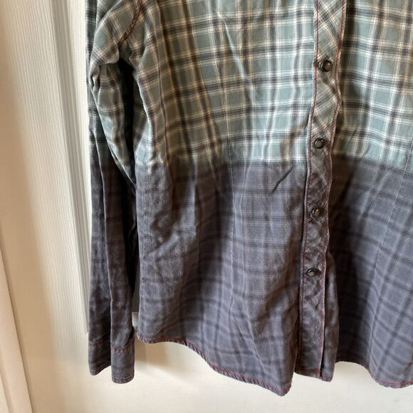 Southern Thread Women’s XL Pearl Snap Button Up Long Sleeve Shirt Plaid Western - Picture 5 of 15